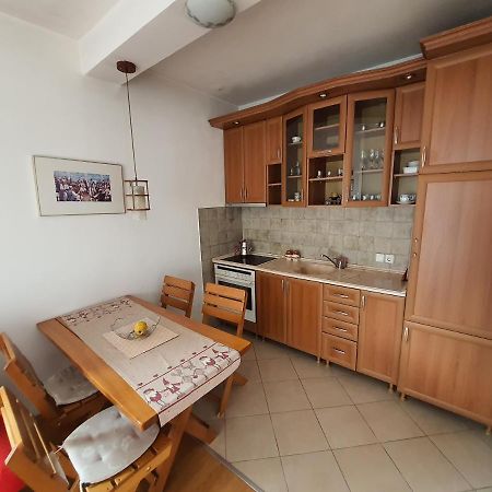 Zogu Apartments - City View Pristina Esterno foto